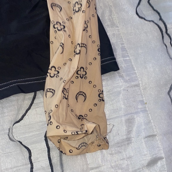 Marine Serre crescent beige and black stretch long sleeve shirt🔥🔥🔥🔥 - Picture 3 of 8